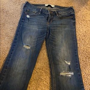 Hollister ripper jeans